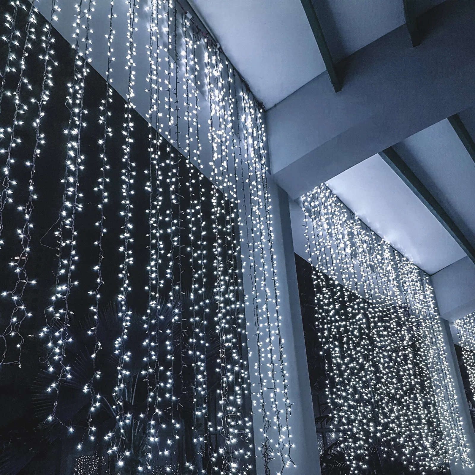 200 LED Indoor Outdoor White Fairy Lights, 20m - Milano Decor