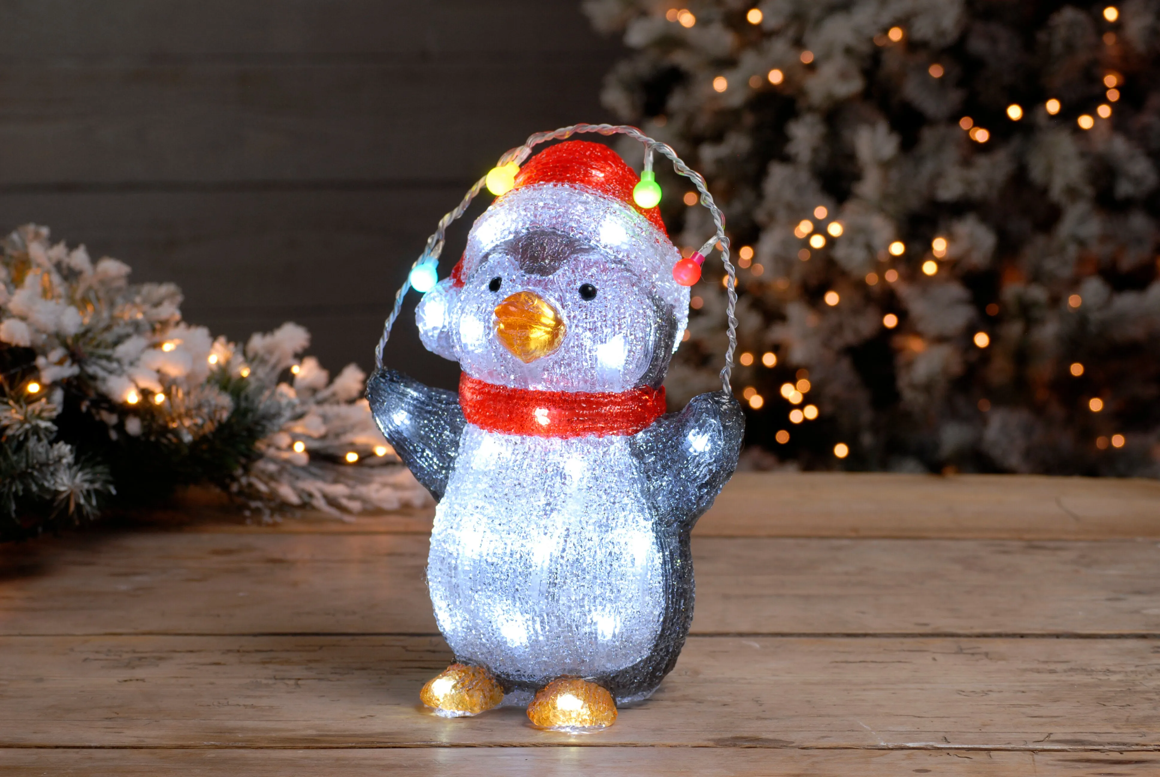 30Cm Lit Acrylic Penguin With Lights