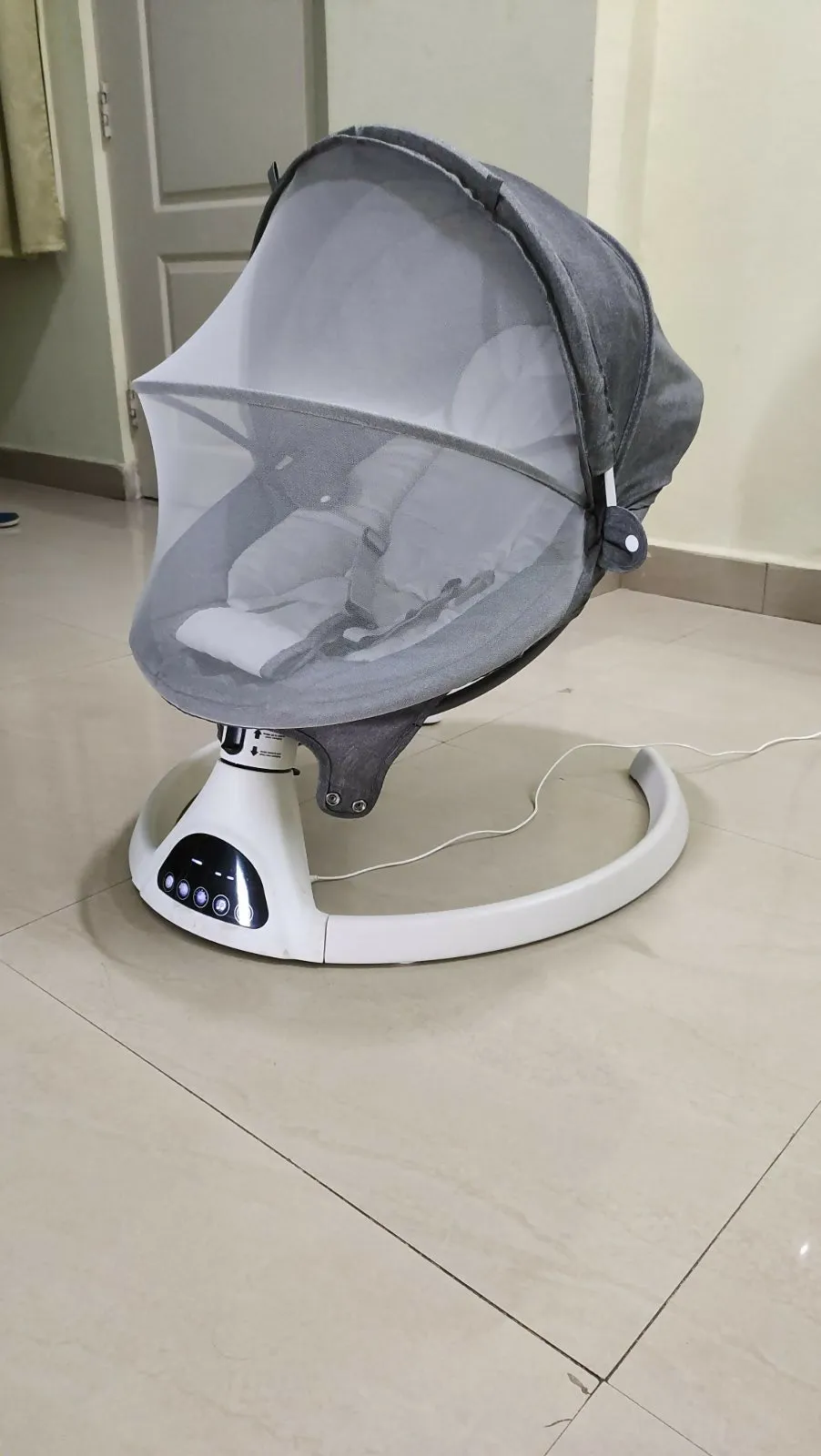 Automatic Electric Rocker/Swing With Mosquito Net