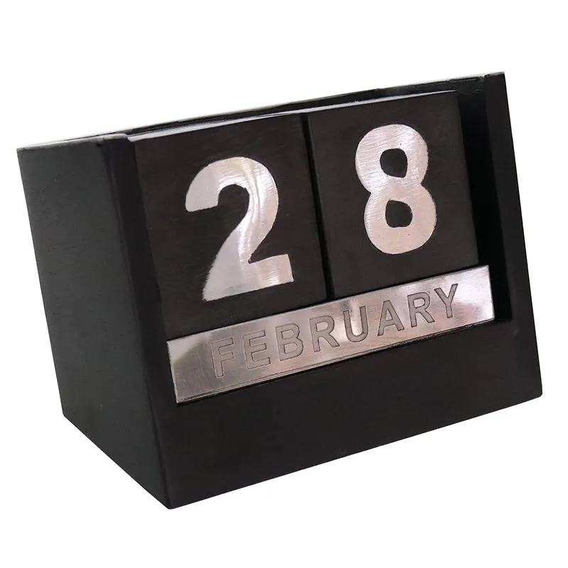 Calendar Cube Decorative Ornament - Great Interior Décor