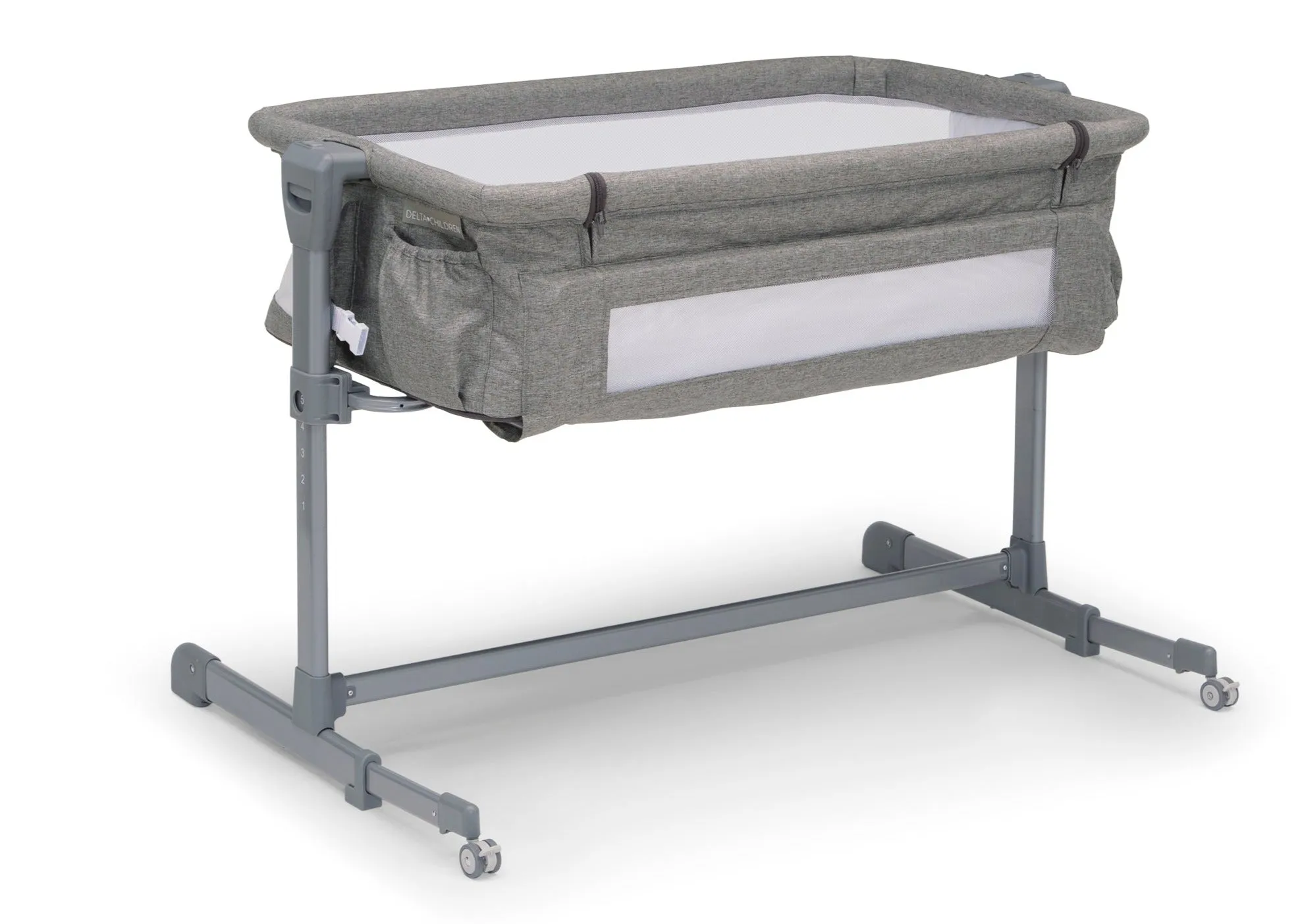 Close2Me Bedside Baby Bassinet