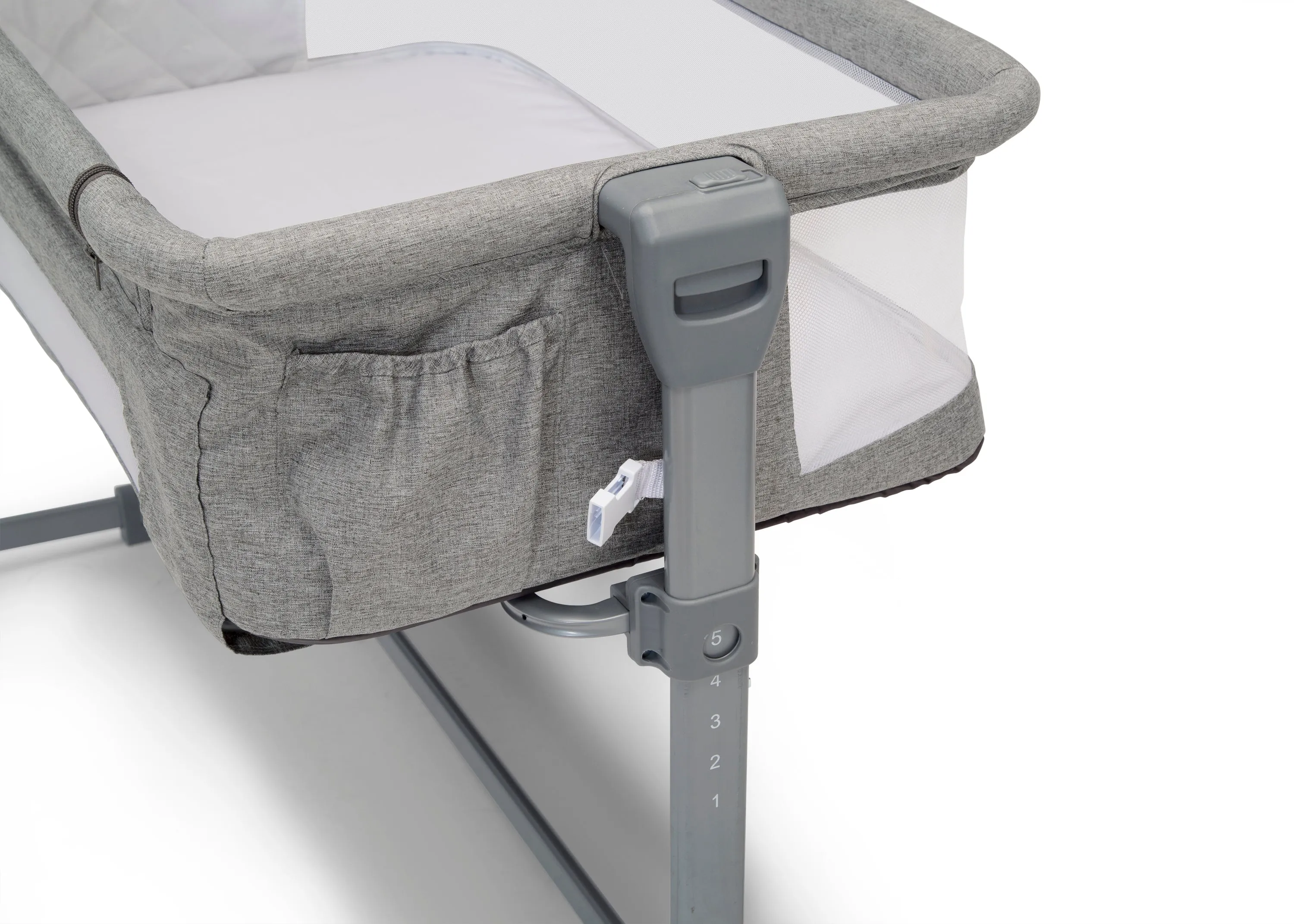 Close2Me Bedside Baby Bassinet