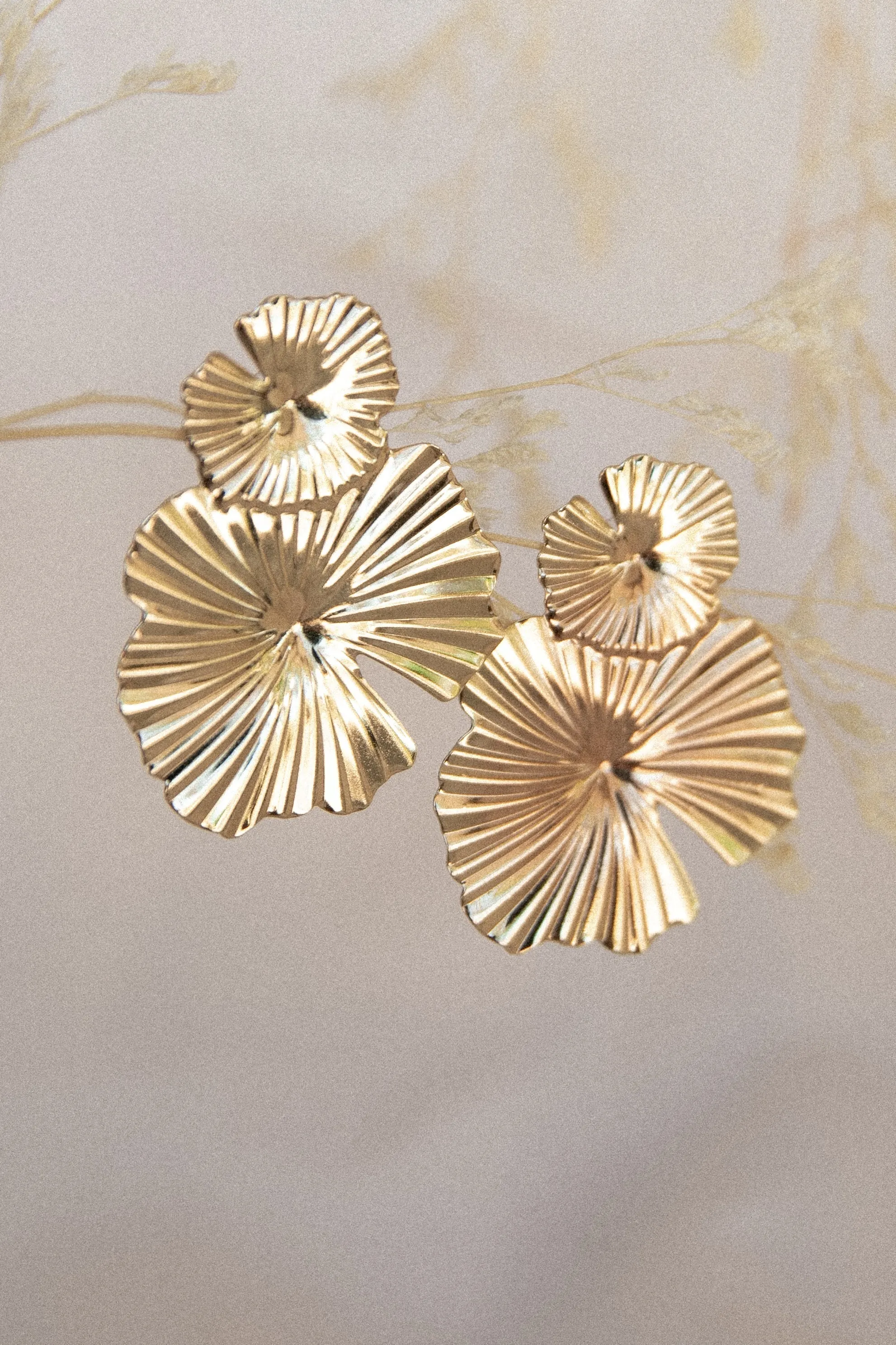 Delia Earrings - Gold