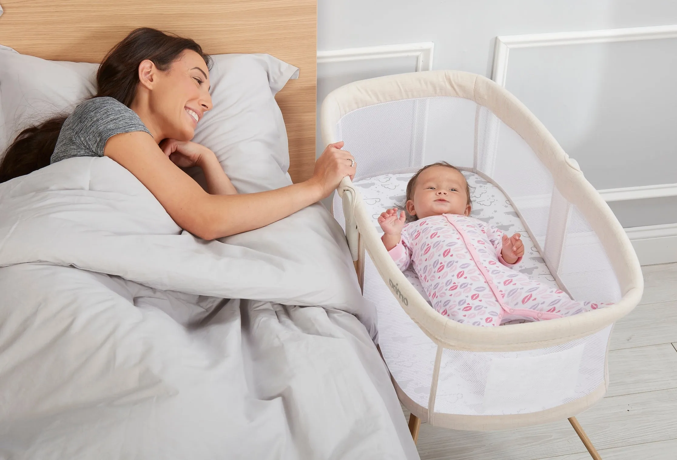 Little Cloud Gliding Bassinet