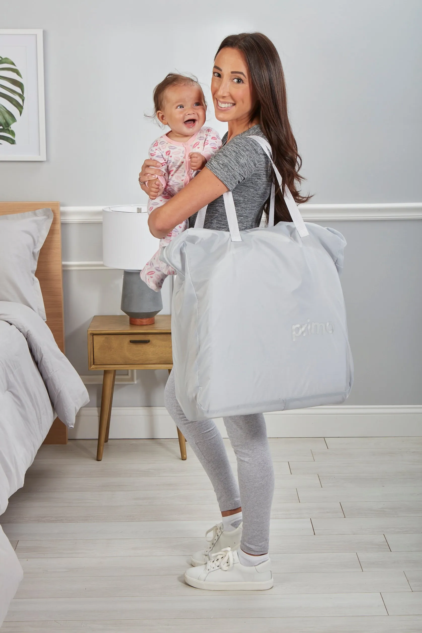 Little Cloud Gliding Bassinet