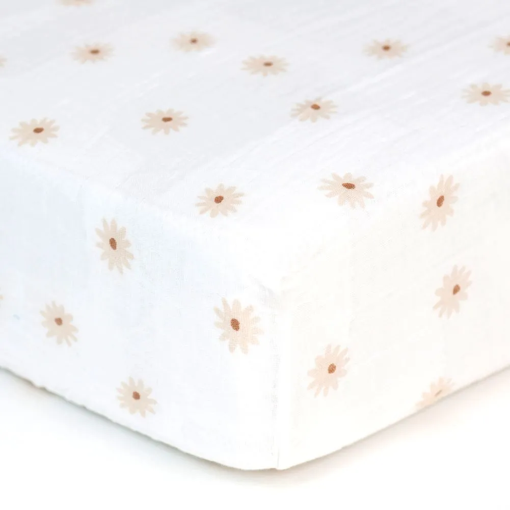 Lulujo Boho Cotton Muslin Crib Sheet - Daisies