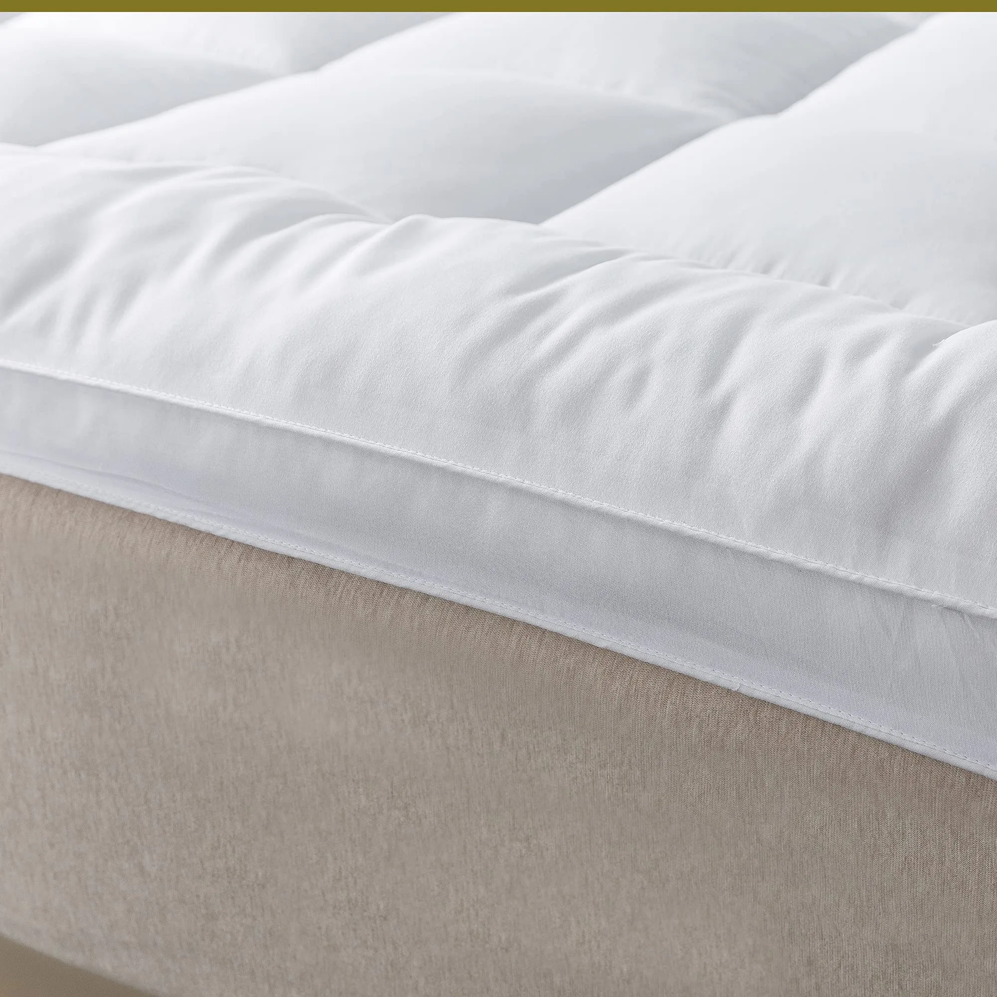 Naluka Mattress Topper Queen Size, Down Alternative Featherbed Microfiber Mattress Pad 2 Inch Thick Mattress Cover