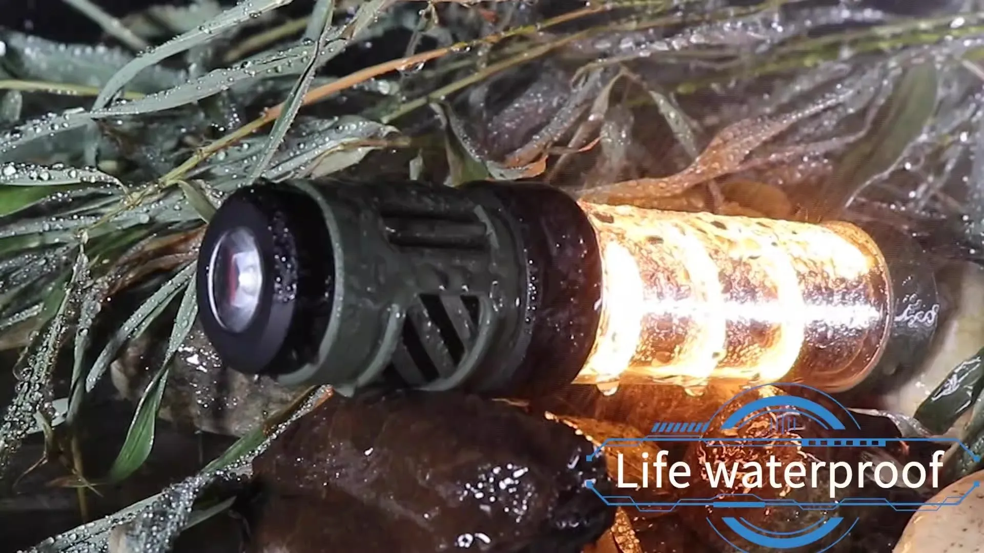 New LED outdoor flashlight