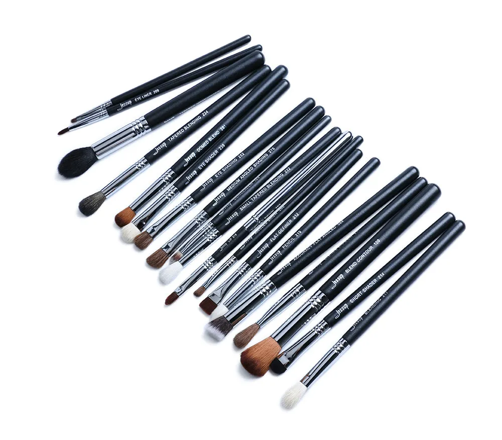 PRO 19 Pcs Makeup Brush Set T131